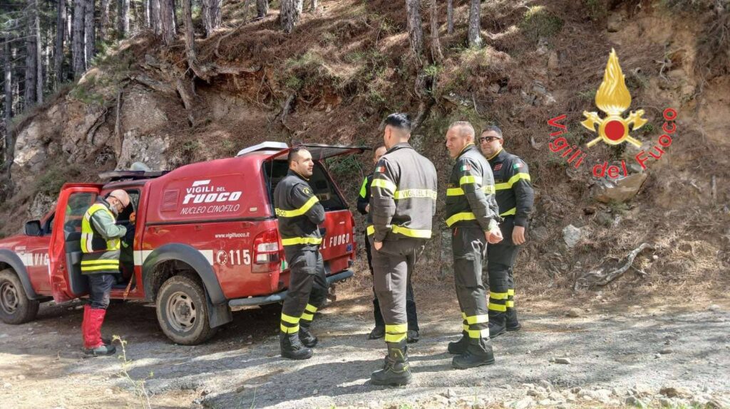 Tragedia sui sentieri della Val Camonica: ciclista precipita nel dirupo ...